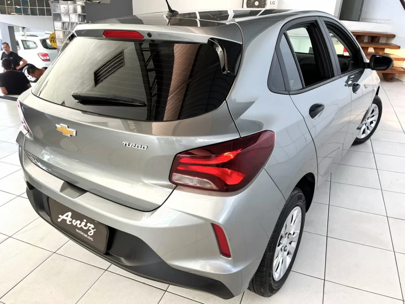 chevrolet-onix-1-0-turbo-flex-automatico-wmimagem15342907423
