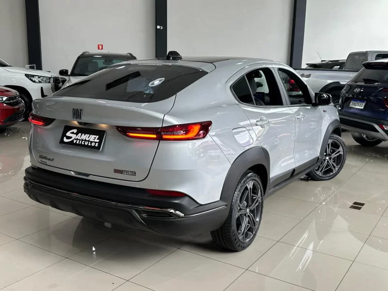 fiat-fastback-1-3-turbo-270-flex-limited-edition-at6-wmimagem18494799426